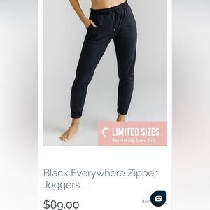 🌙 ZYIA Black Zippered Joggers